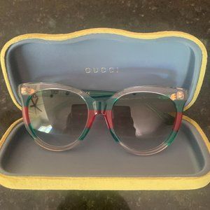 EUC Authentic Gucci Women's Sunglasses with Box